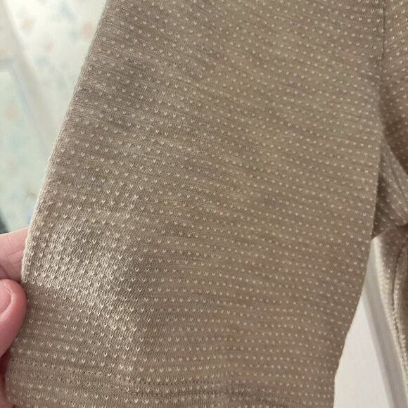 Talbots Beige Bow Detail T-Shirt – Size Medium, EUC - Picture 6 of 7